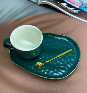 Чашка с блюдцем и ложкой Olens "Доброе утро", 150 мл, зеленая O8030-238-З