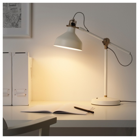 Настольная лампа IKEA RANARP рабочая кремовая 302.313.15