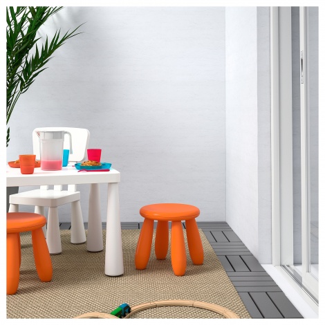 Табурет детский IKEA MAMMUT для дома и улицы оранжевый 503.653.61